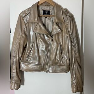 ✨🛍️ Rose Gold Rockstar Alert! 🚨 Rino Pelle Faux Leather Moto Jacket - Size 14✨